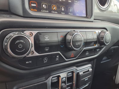 2022 Jeep Wrangler Unlimited Unlimited Sahara 4X4