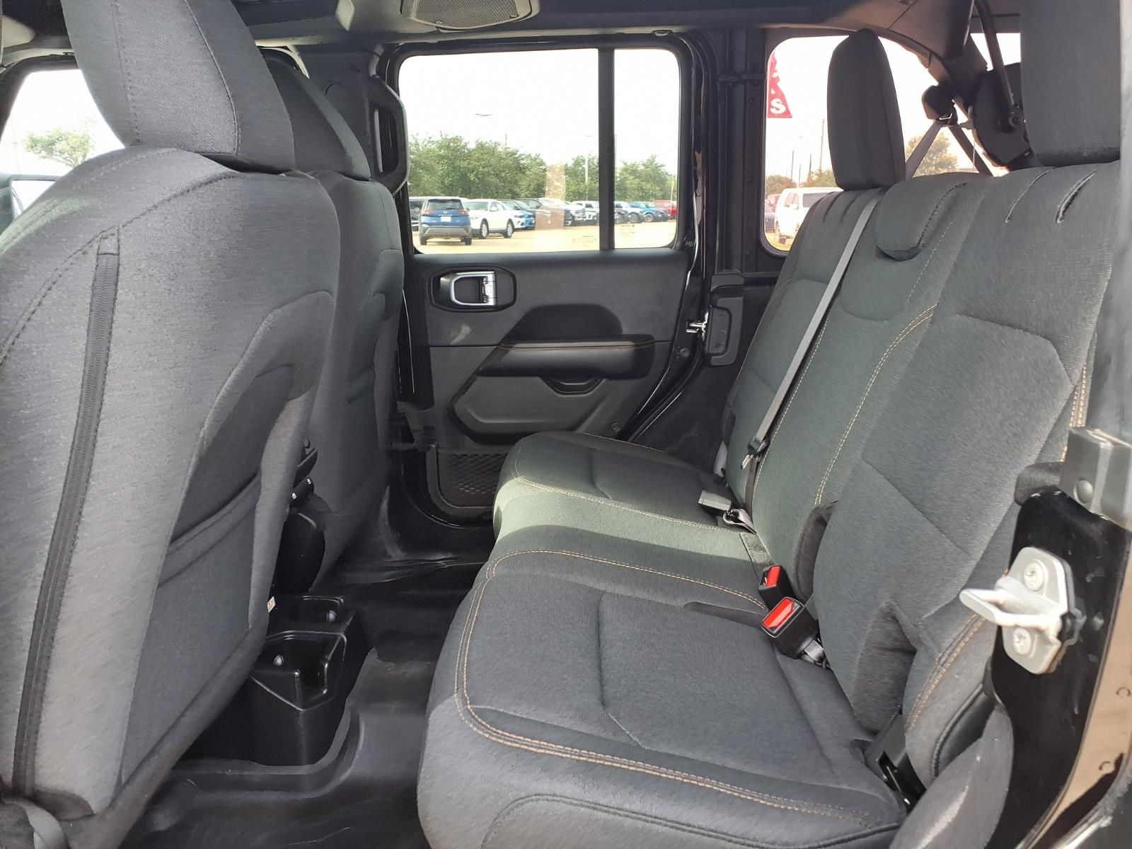 2025 Jeep Wrangler Sahara 4X4