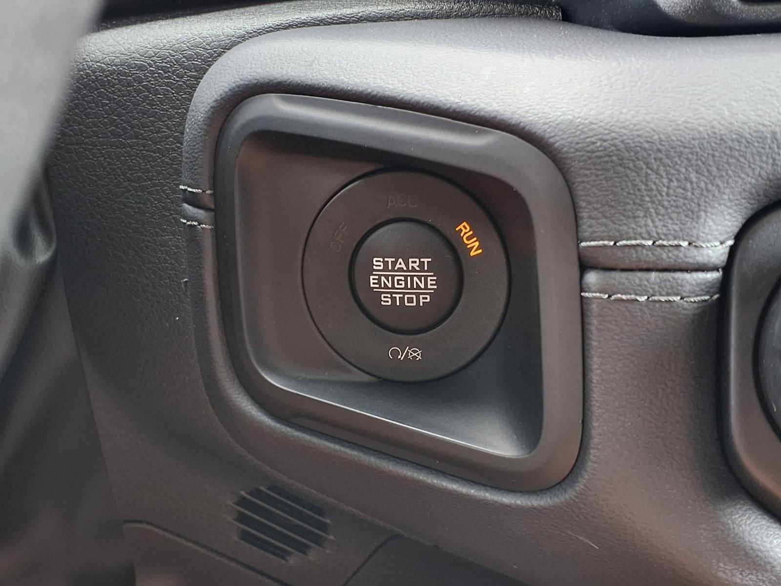 2025 Jeep Wrangler Sahara 4X4