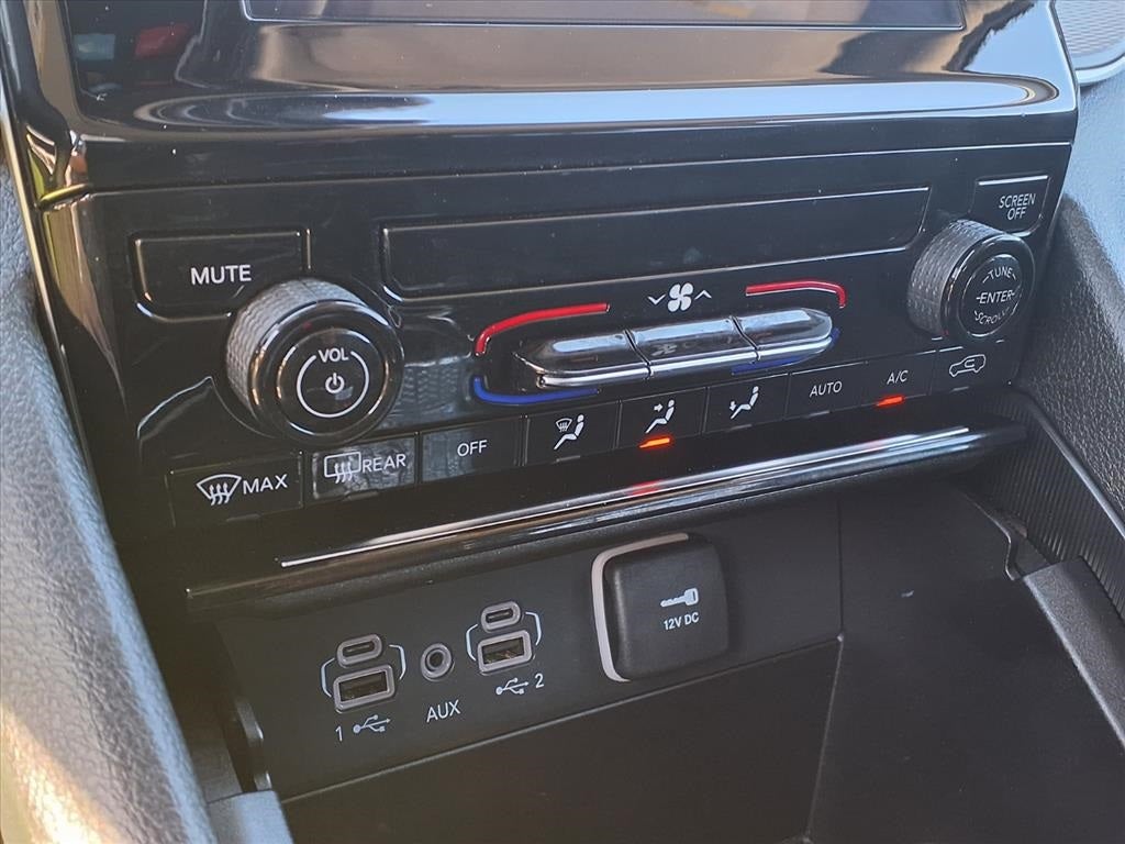 2024 Jeep Grand Cherokee Laredo APPLE CARPLAY & ANDROID AUTO