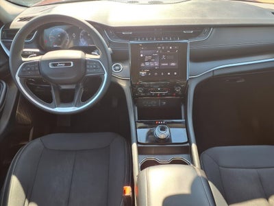 2024 Jeep Grand Cherokee Laredo APPLE CARPLAY & ANDROID AUTO