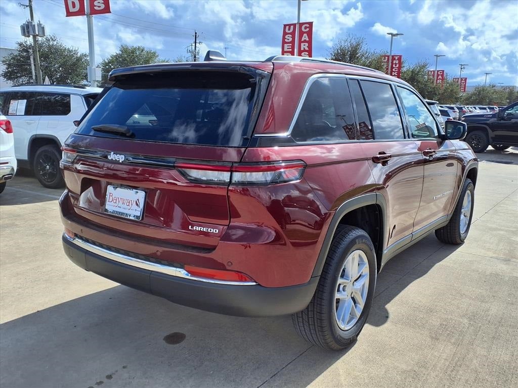 2025 Jeep Grand Cherokee Laredo