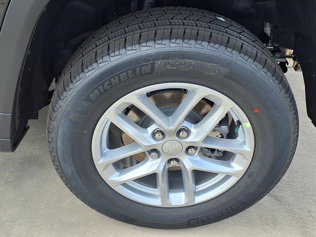 2025 Jeep Grand Cherokee Laredo X