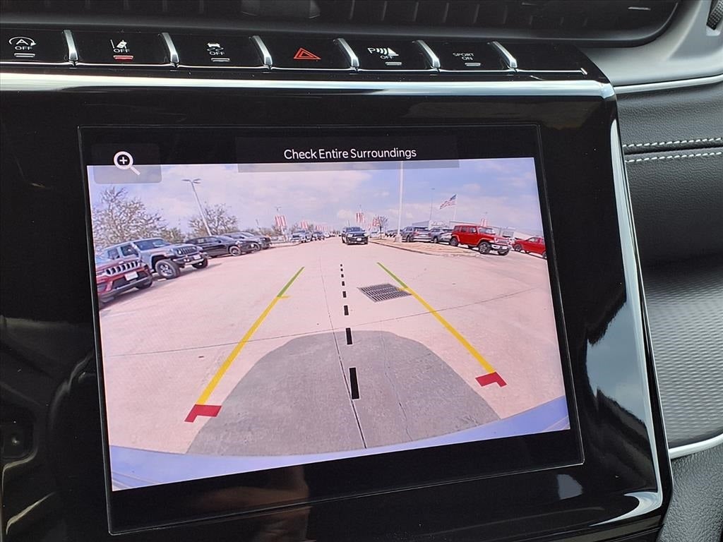 2026 Jeep Grand Cherokee Laredo