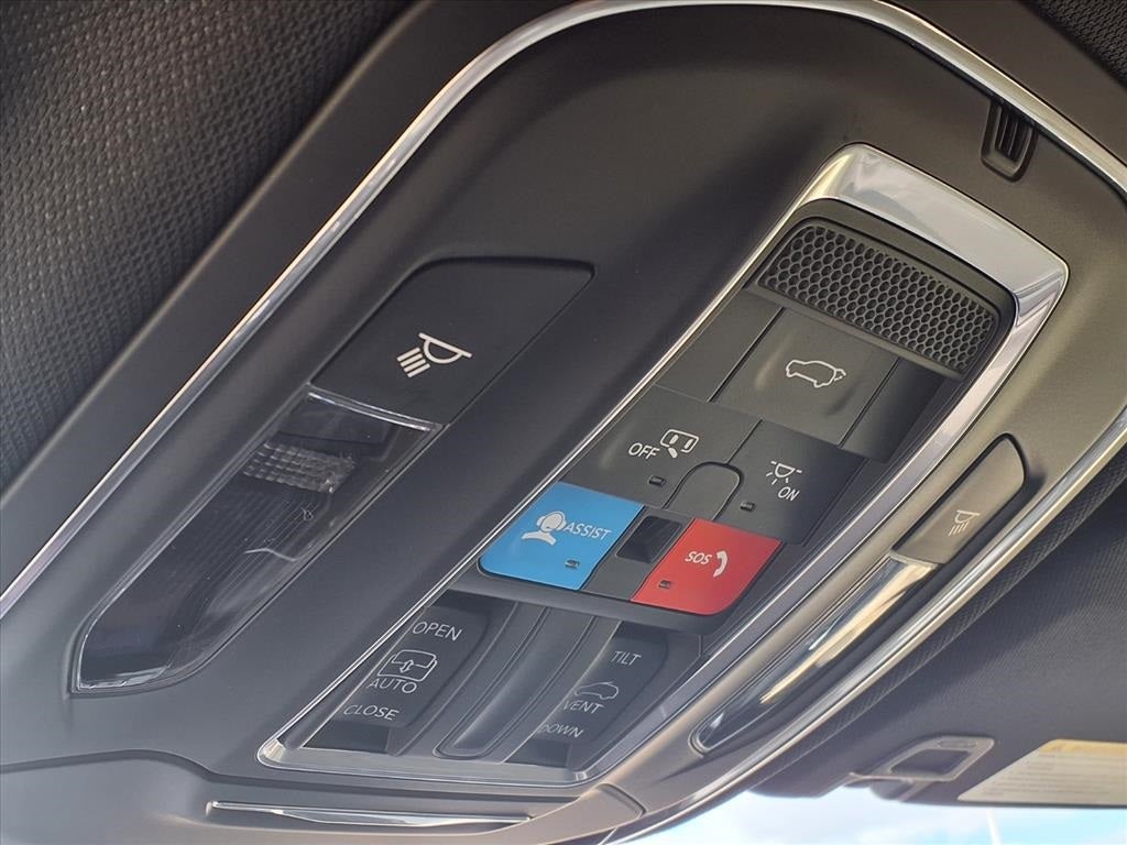 2025 Jeep Grand Cherokee Laredo X