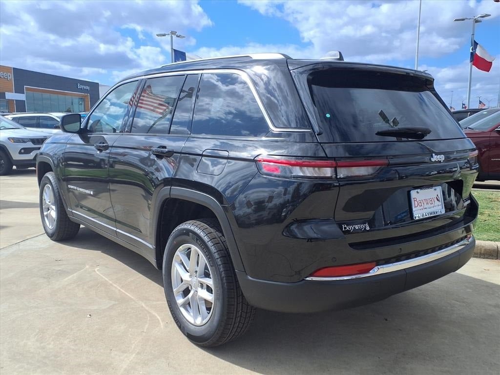 2025 Jeep Grand Cherokee Laredo X