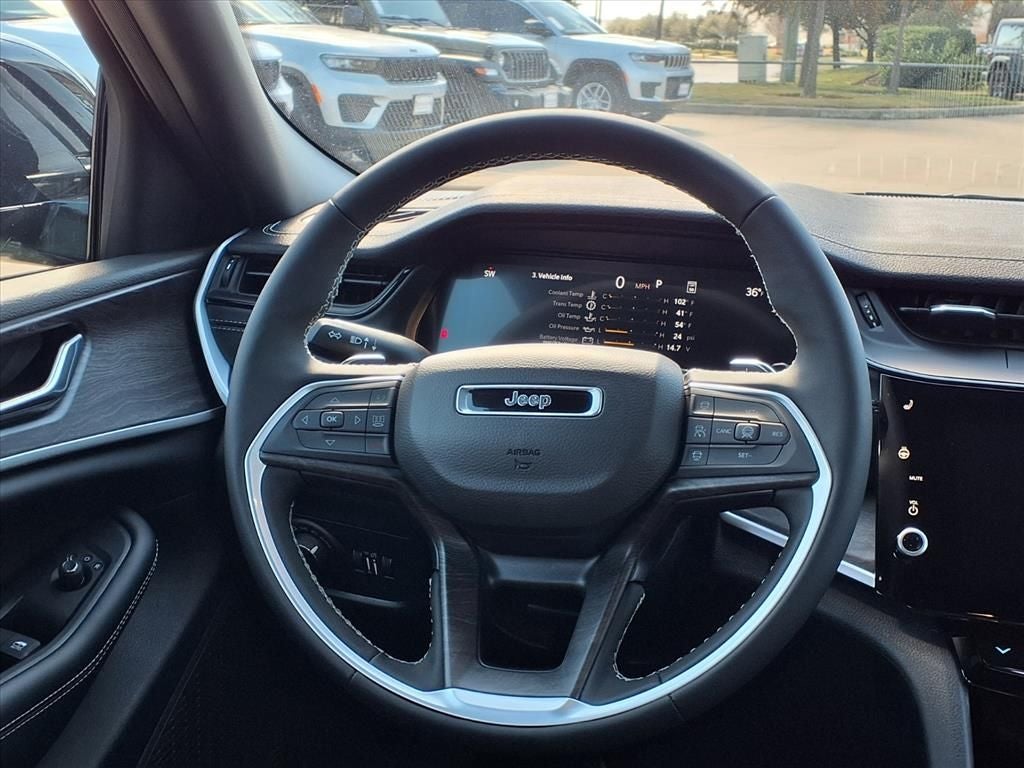 2026 Jeep Grand Cherokee Laredo