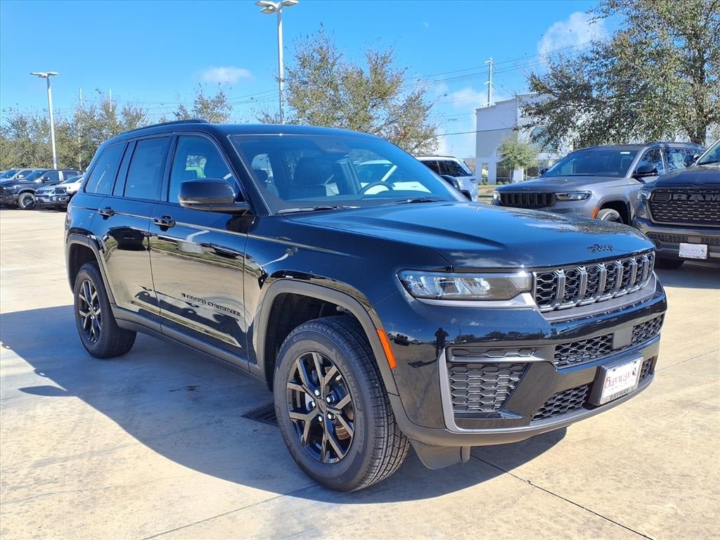 2026 Jeep Grand Cherokee Laredo