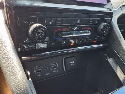 2025 Jeep Grand Cherokee Limited 4X4 BLACKOUT