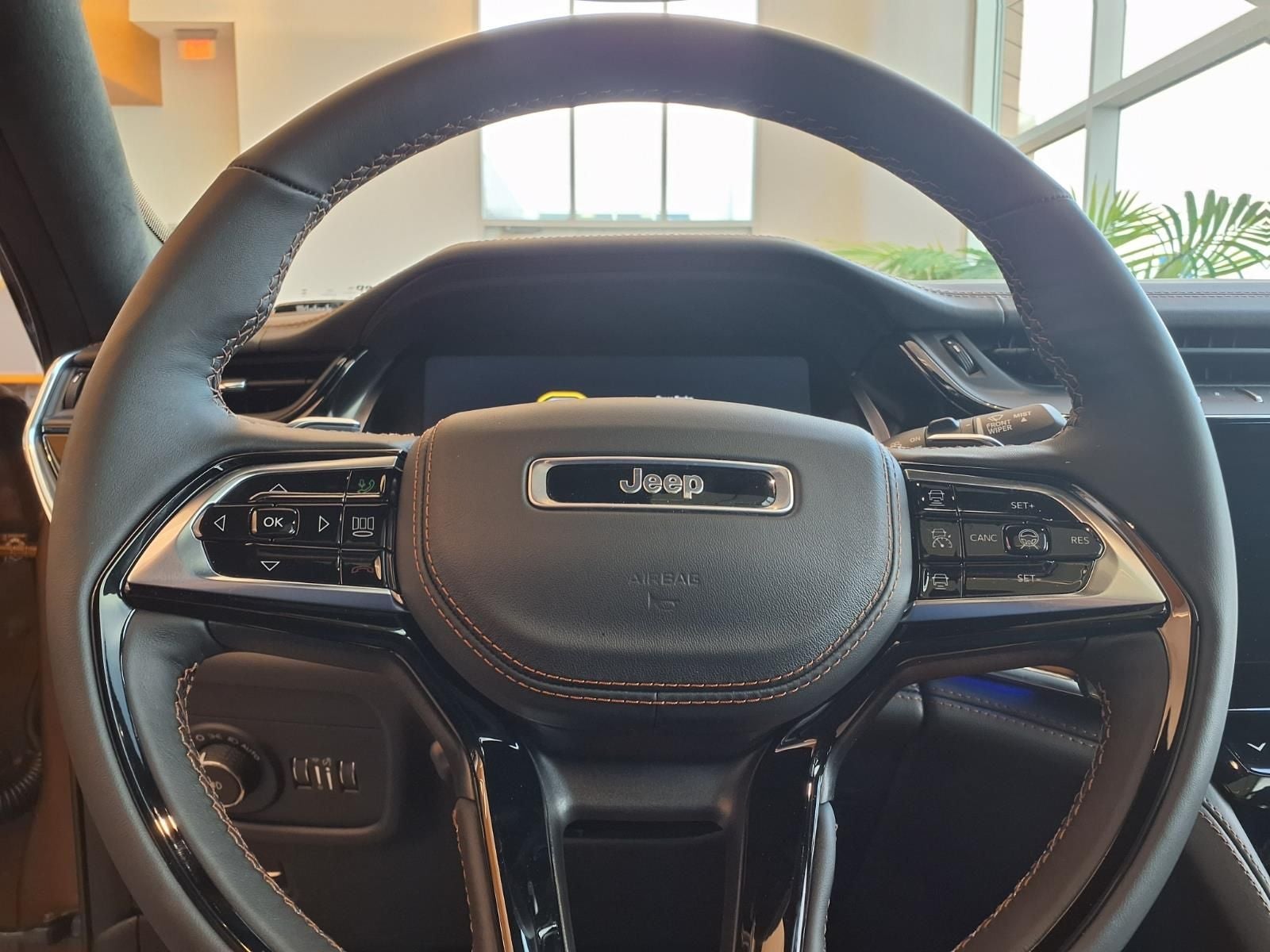 2026 Jeep Grand Cherokee Summit