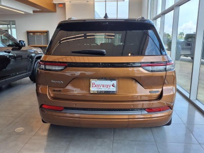 2026 Jeep Grand Cherokee Summit