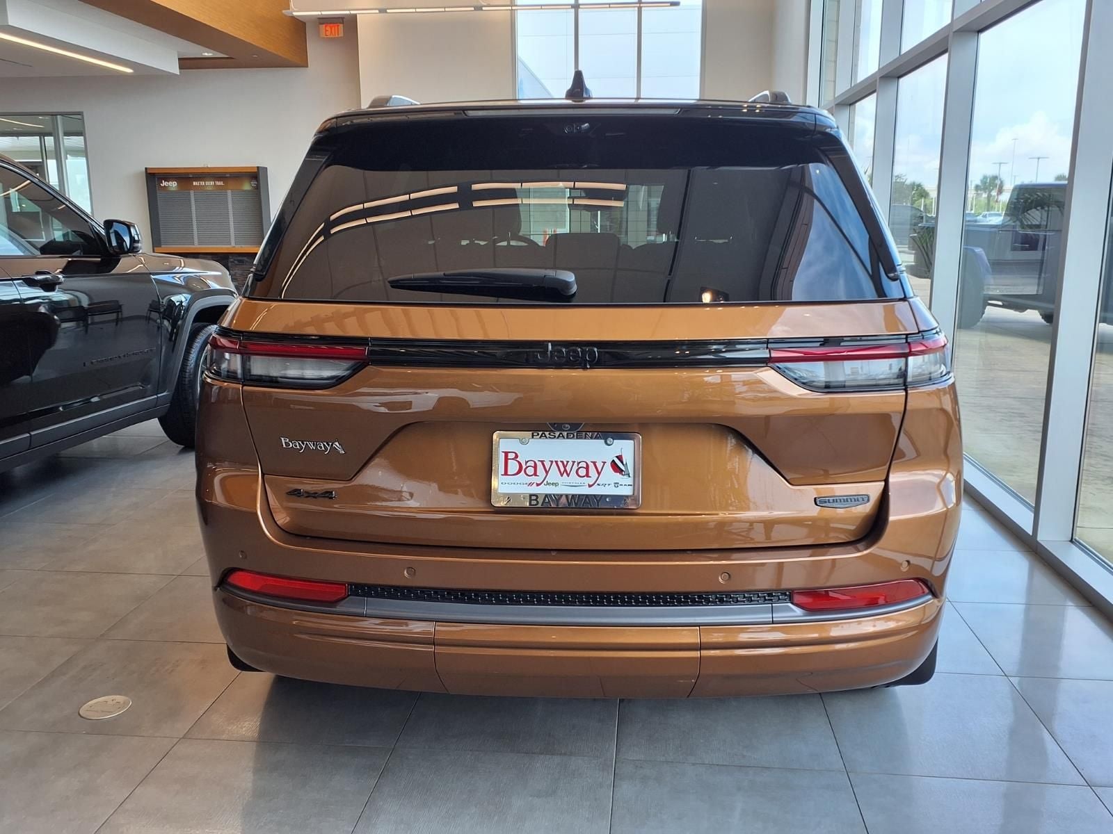 2026 Jeep Grand Cherokee Summit