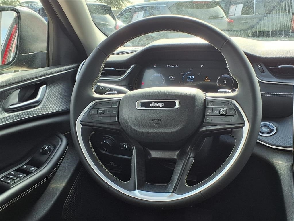 2023 Jeep Grand Cherokee L Laredo