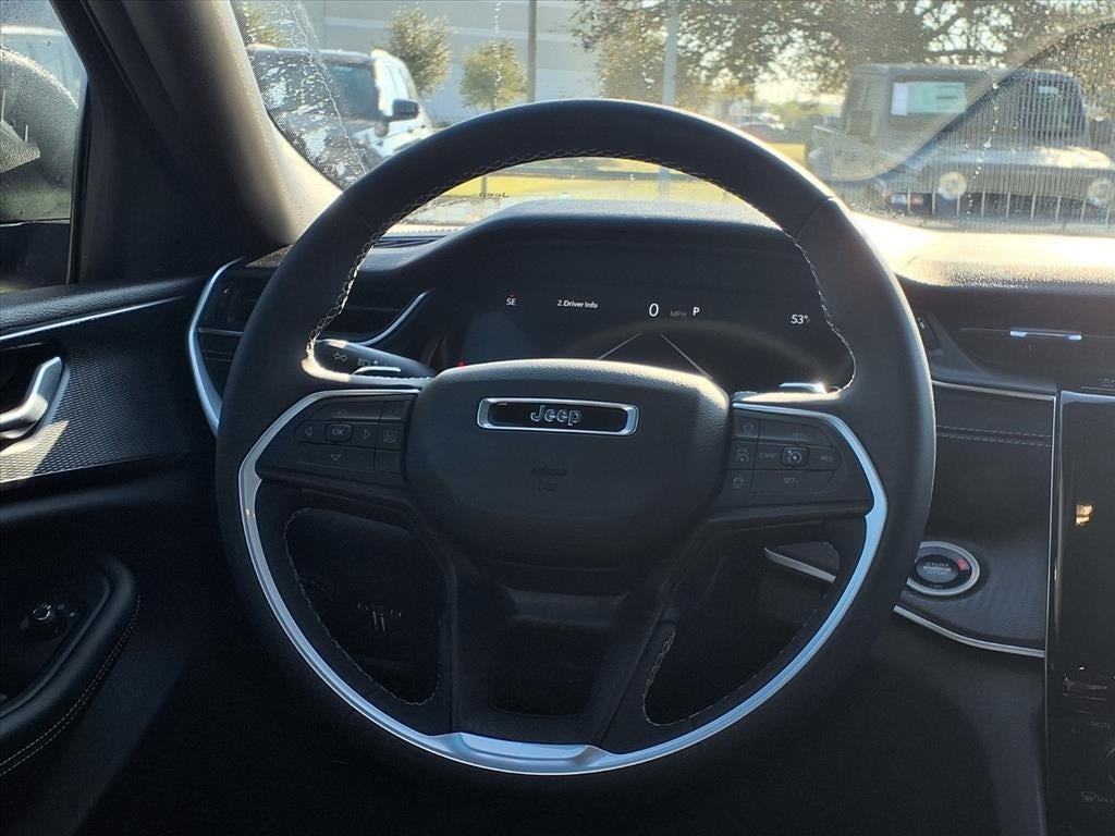 2025 Jeep Grand Cherokee L Laredo X 4X4