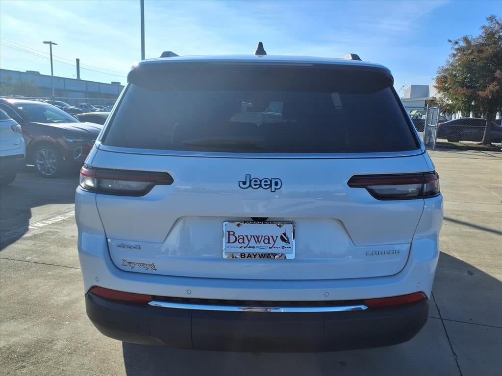 2025 Jeep Grand Cherokee L Laredo X 4X4