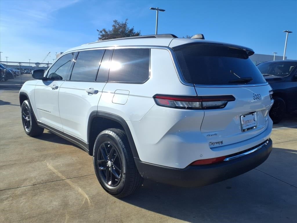 2025 Jeep Grand Cherokee L Laredo X 4X4