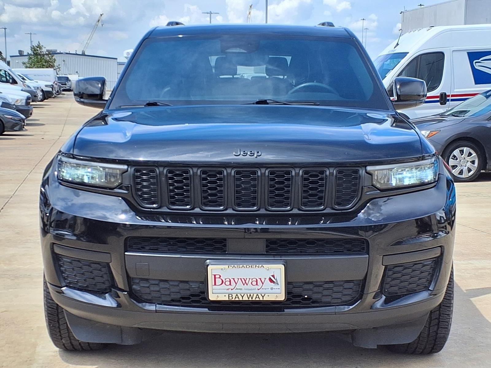 2023 Jeep Grand Cherokee L Altitude 4X4 SUNROOF