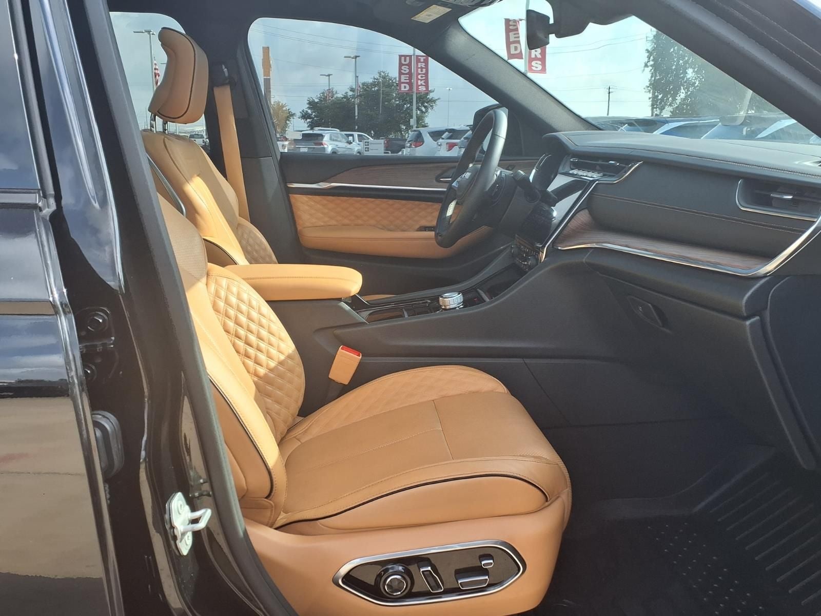 2025 Jeep Grand Cherokee L Summit 4X4 HIGH ALTITUDE PKG