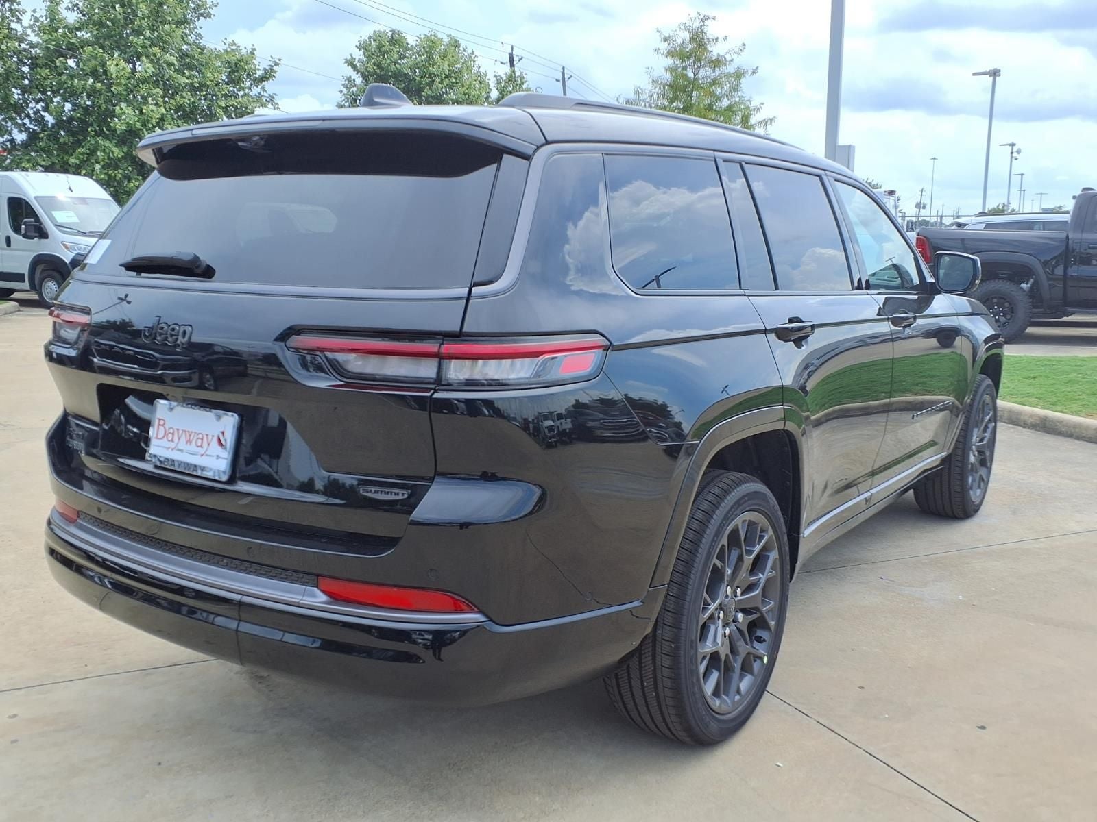 2026 Jeep Grand Cherokee L Summit