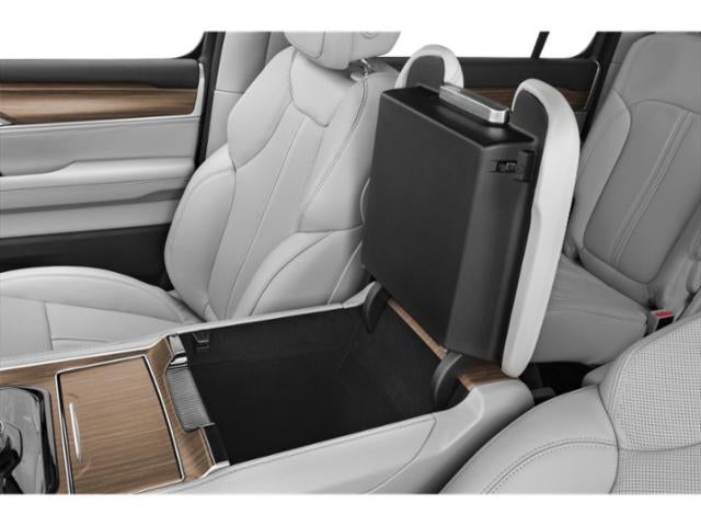 2024 Jeep Wagoneer L Series II BLIND-SPOT & PARKSENSE­®