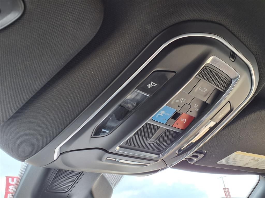 2024 Jeep Wagoneer L Series II BLIND-SPOT & PARKSENSE­®