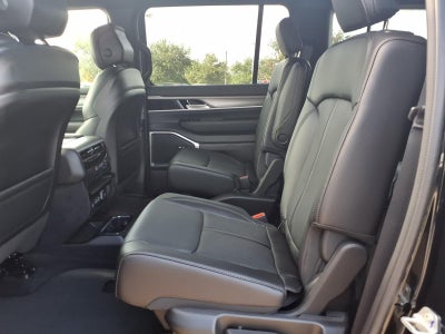 2026 Jeep Grand Wagoneer 4x4