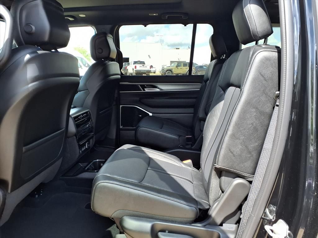 2026 Jeep Grand Wagoneer Limited Reserve