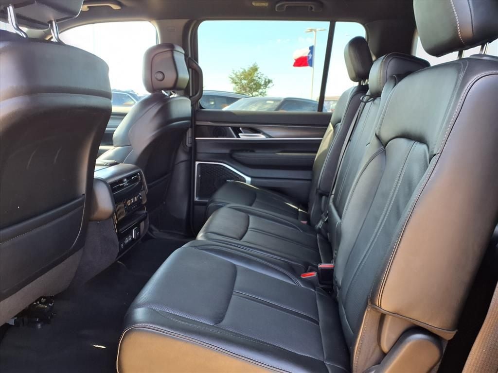 2024 Jeep Wagoneer L Series III 4X4