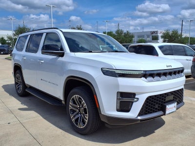 2026 Jeep Grand Wagoneer 4x2