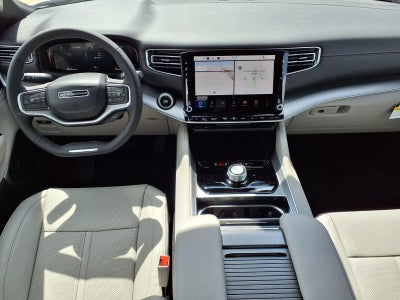 2026 Jeep Grand Wagoneer 4x2