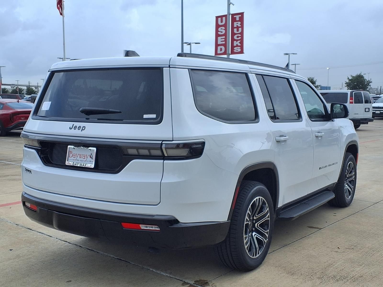 2026 Jeep Grand Wagoneer 4x2