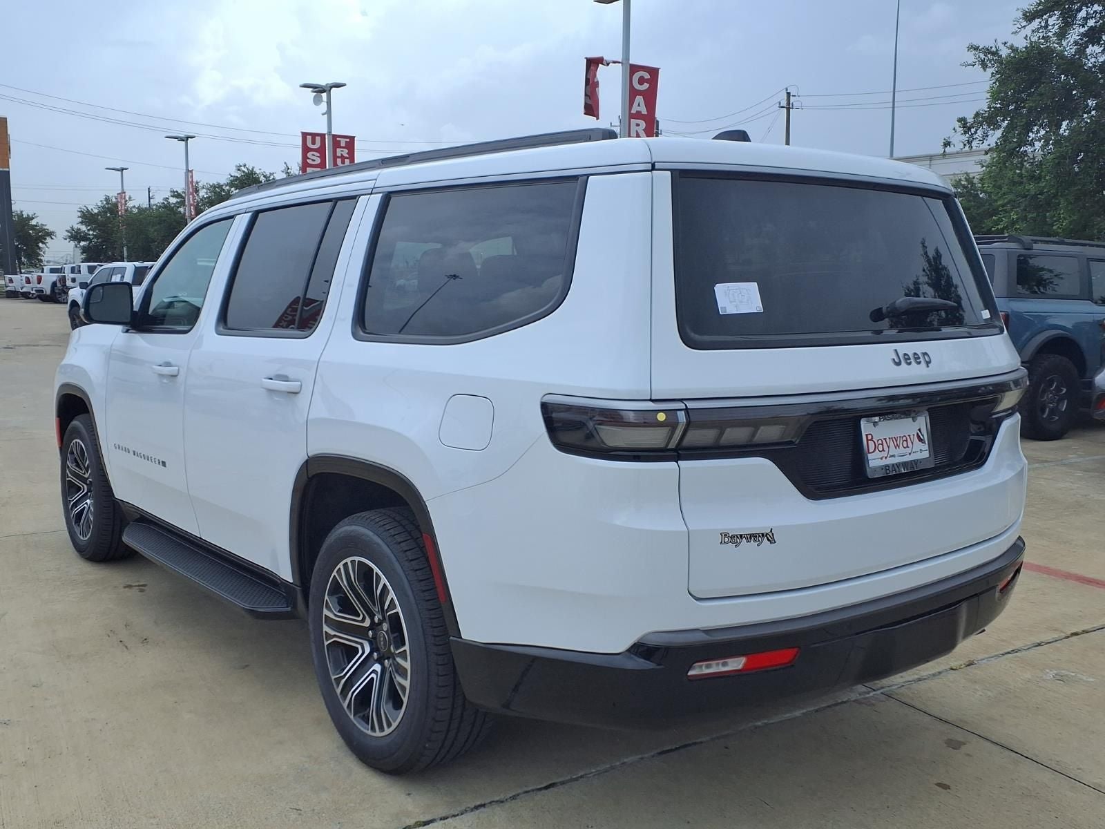 2026 Jeep Grand Wagoneer 4x2