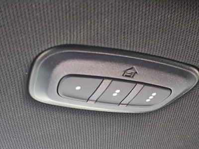 2024 Jeep Wagoneer Series II 2ND-ROW SEATING GROUP