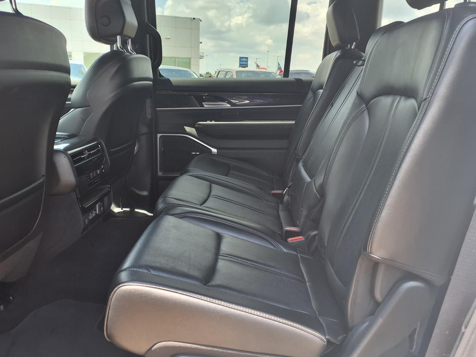 2023 Jeep Wagoneer Base 4X4