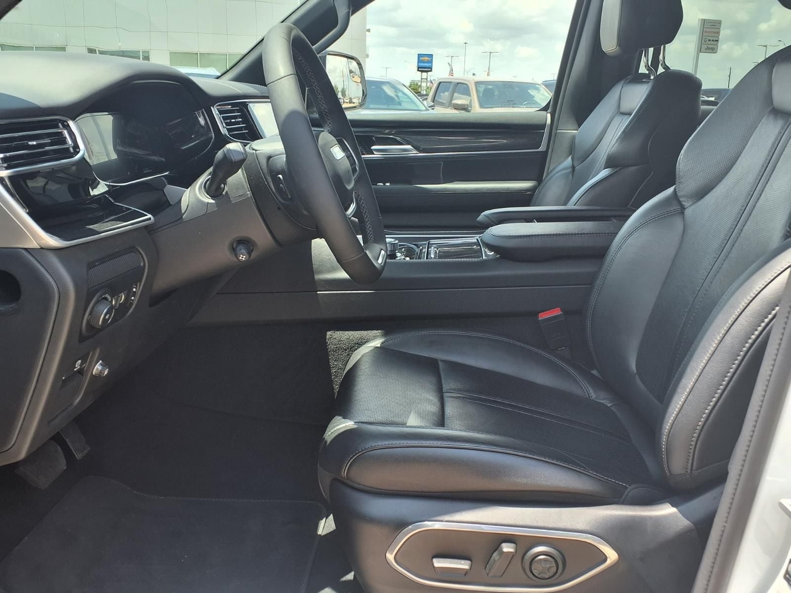 2023 Jeep Wagoneer Base 4X4