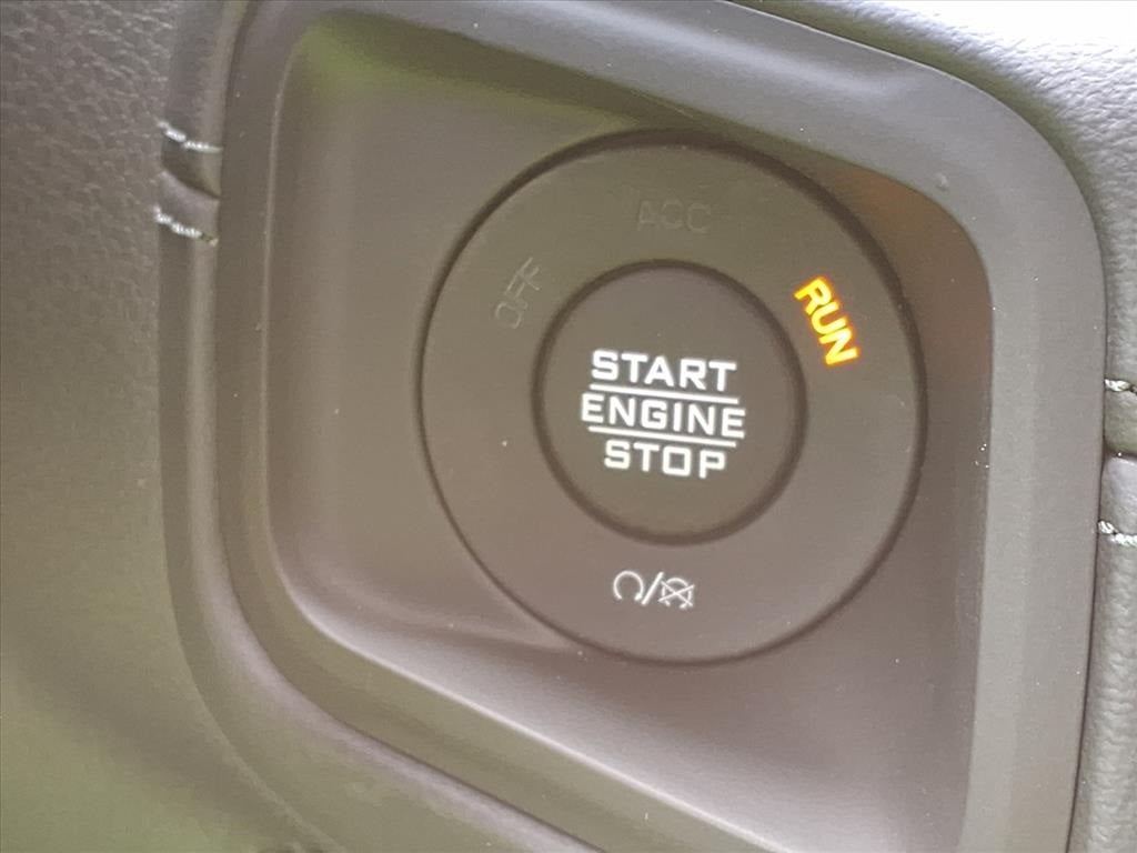 2025 Jeep Gladiator High Tide