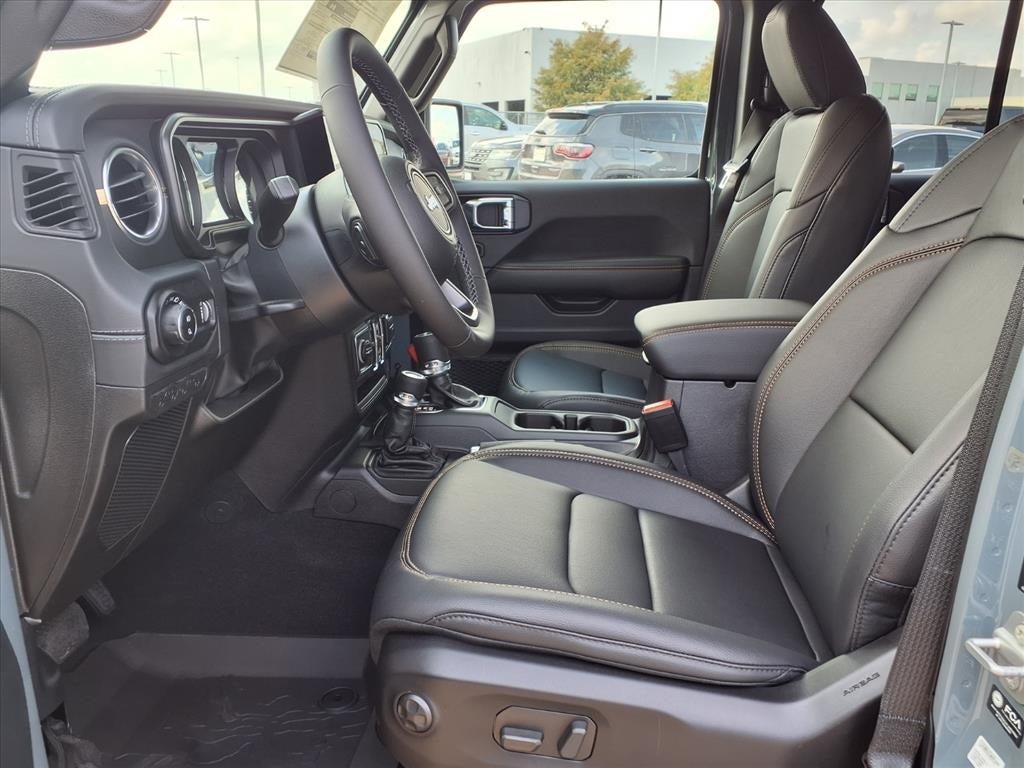 2025 Jeep Gladiator High Tide