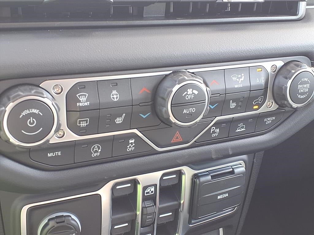 2026 Jeep Gladiator Mojave