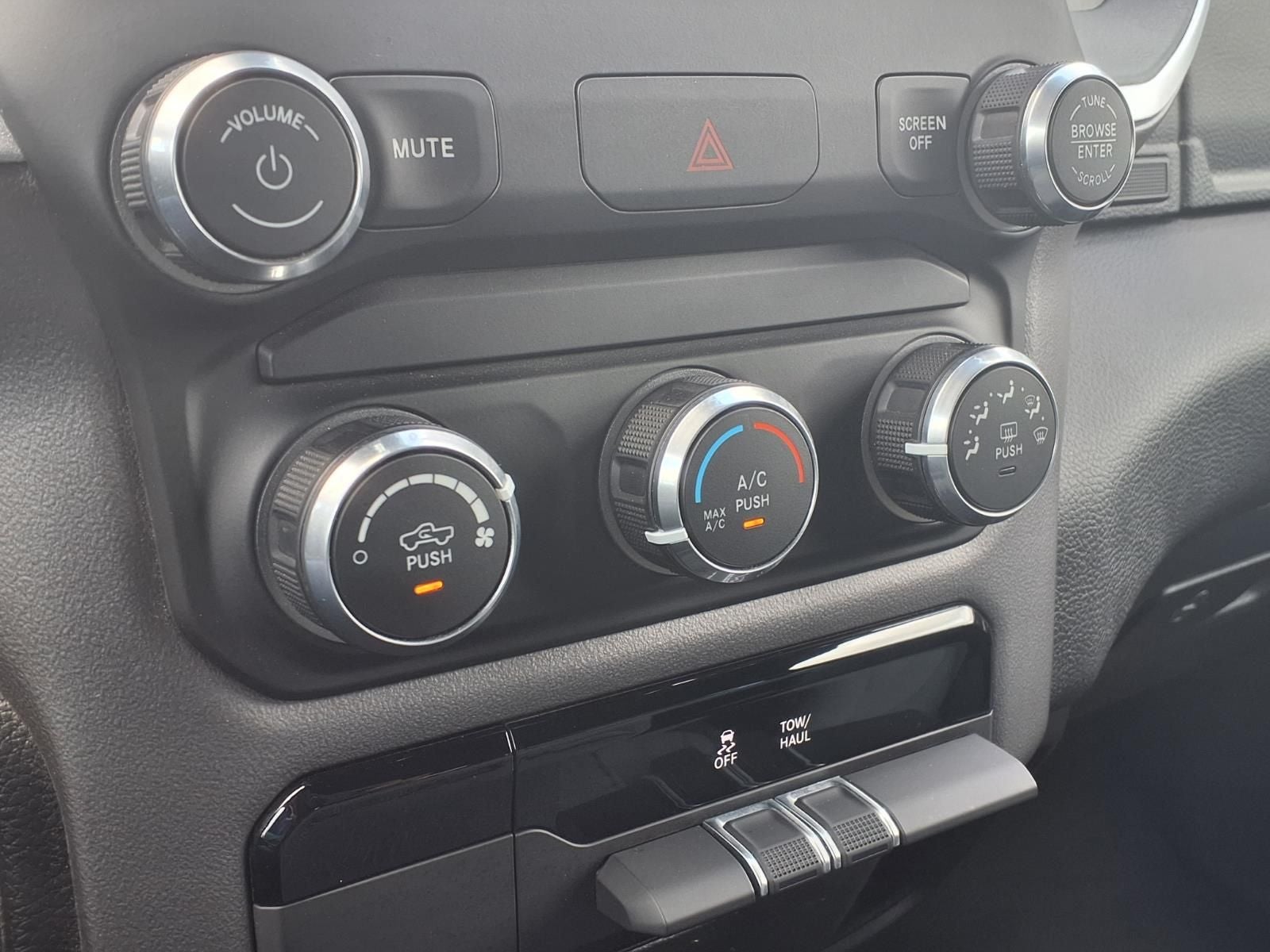 2022 RAM 1500 Big Horn/Lone Star BIG HORN PKG