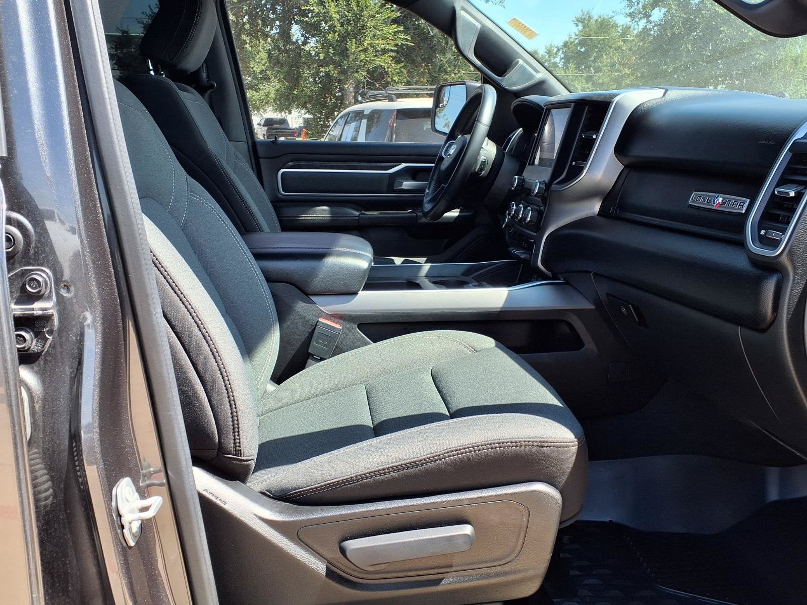 2022 RAM 1500 Big Horn/Lone Star SPORT APPEARANCE PKG