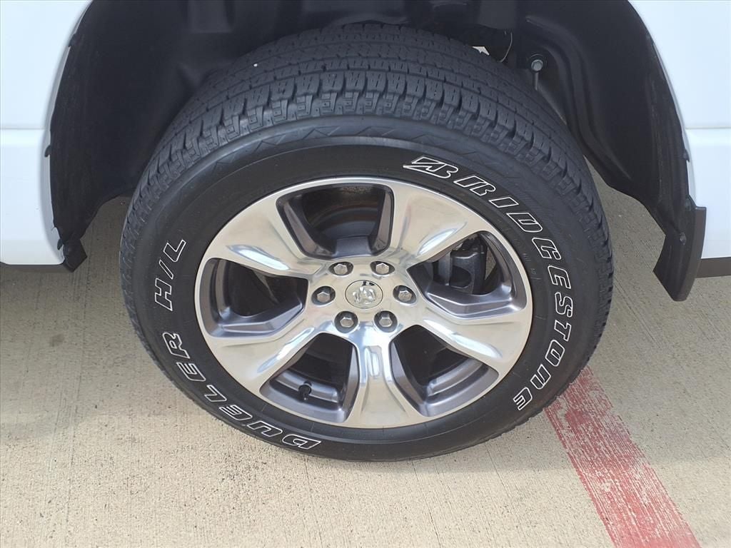 2024 RAM RAM 1500 Laramie BLIND-SPOT & PARK SENSE®