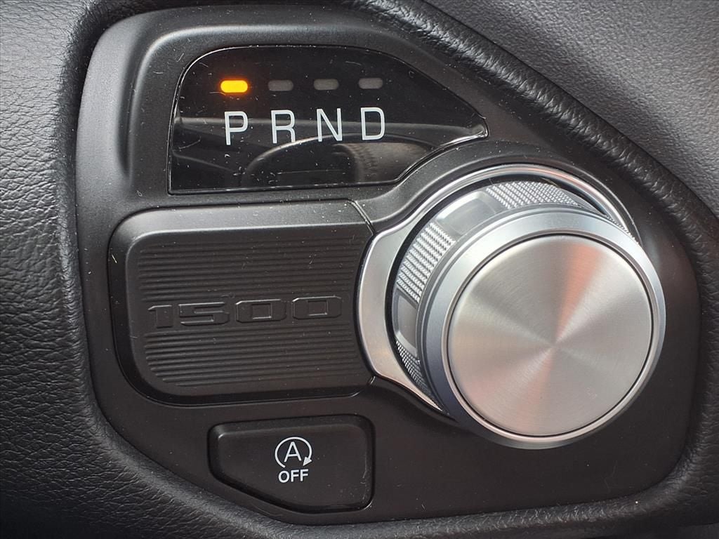 2024 RAM RAM 1500 Laramie BLIND-SPOT & PARK SENSE®