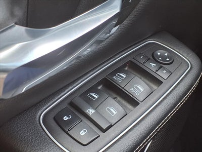 2024 RAM RAM 1500 Laramie BLIND-SPOT & PARK SENSE®