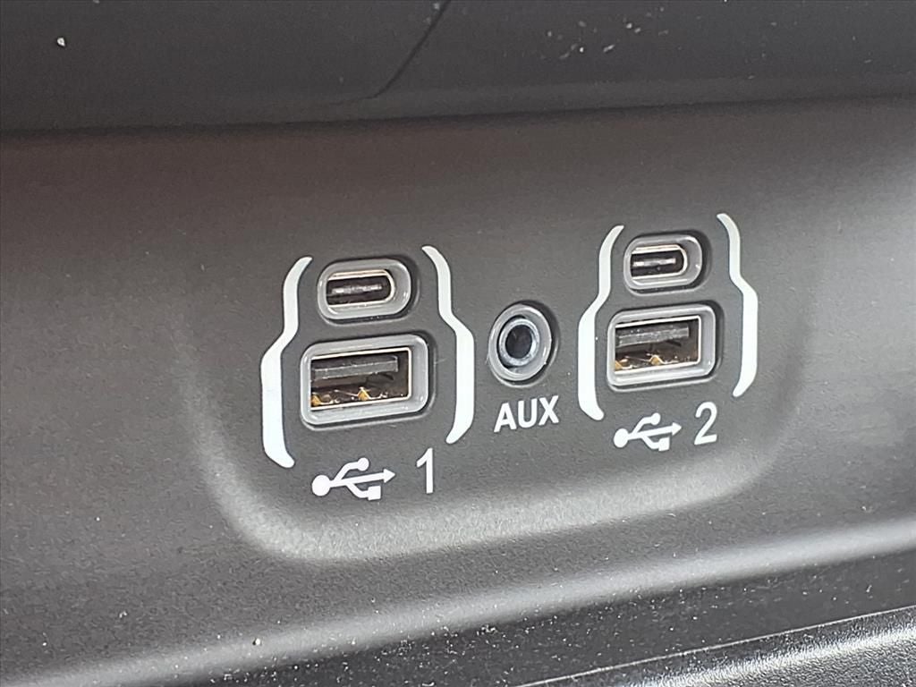 2024 RAM RAM 1500 Laramie BLIND-SPOT & PARK SENSE®