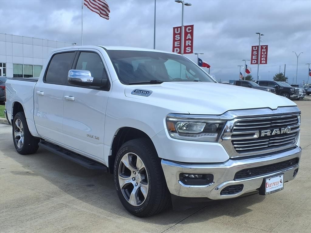 2024 RAM RAM 1500 Laramie BLIND-SPOT & PARK SENSE®