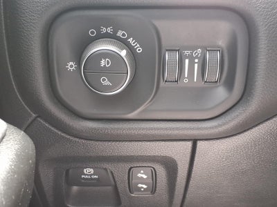 2025 RAM RAM 1500 Big Horn/Lone Star 4X4 SPORT APPEARANCE PKG