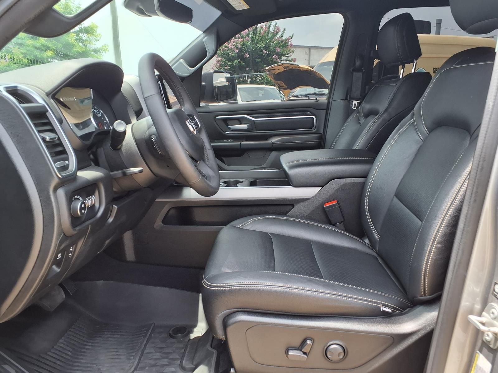 2025 RAM RAM 1500 Big Horn/Lone Star 4X4 SPORT APPEARANCE PKG
