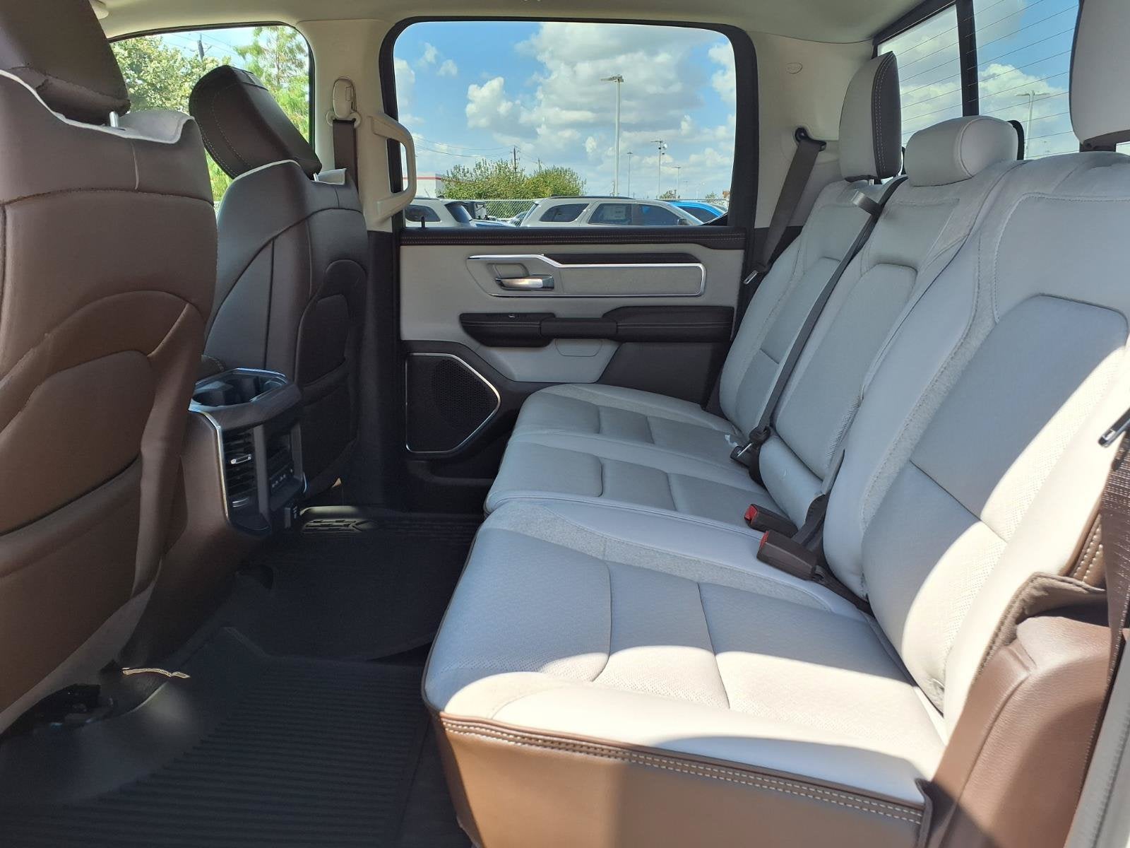 2027 RAM 1500 Laramie