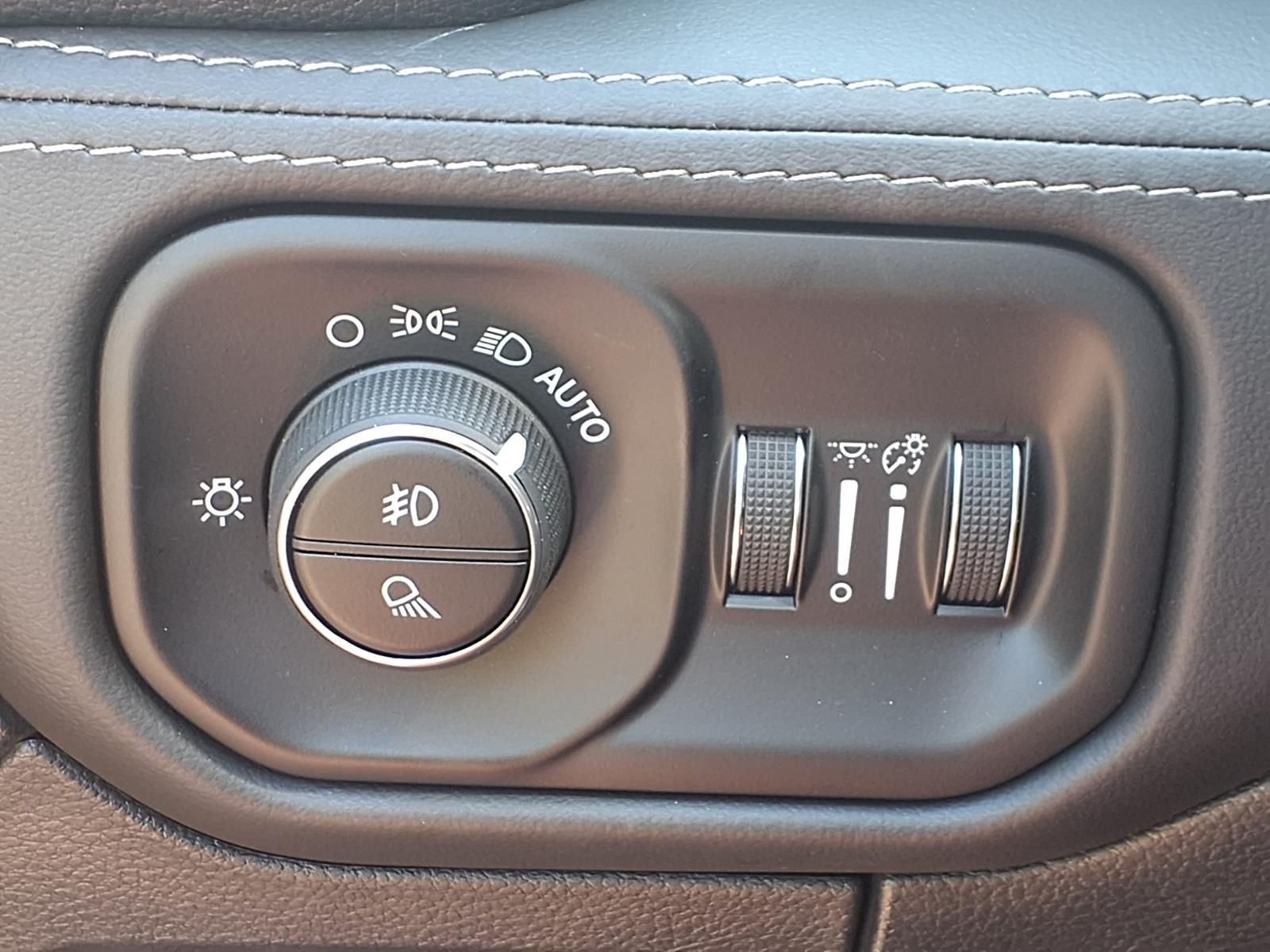 2025 RAM 1500 RHO 4X4 TOW TECH