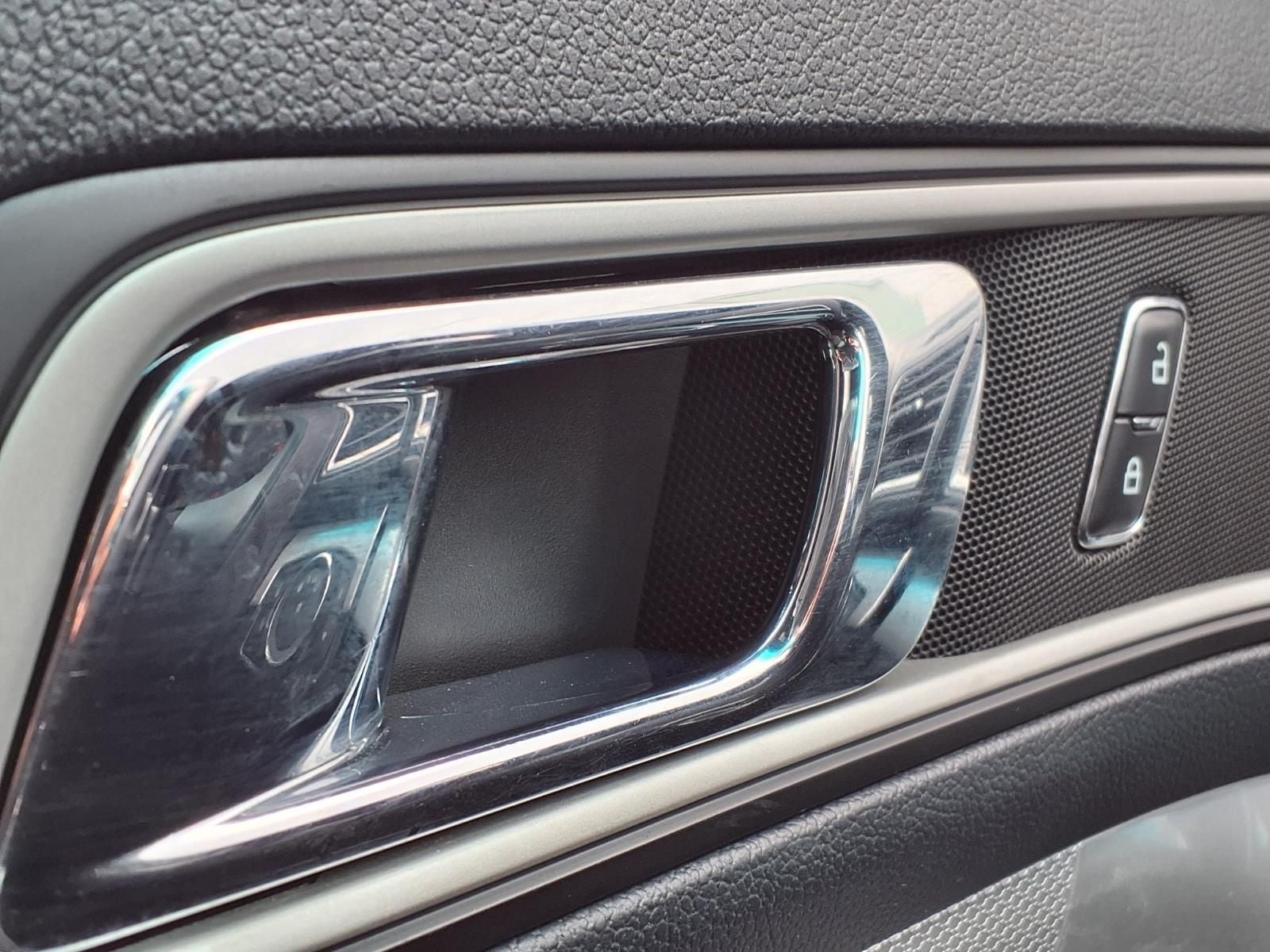2016 Ford Explorer XLT SYNC V6